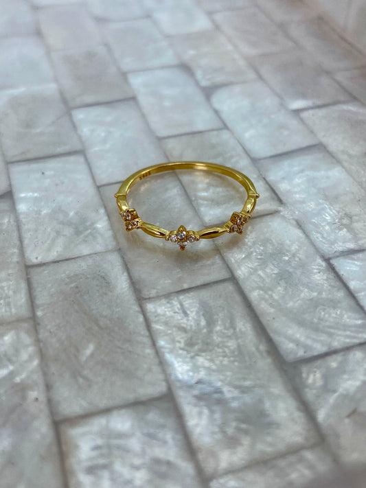 Lilly Cubic Zirconia Ring - Gold