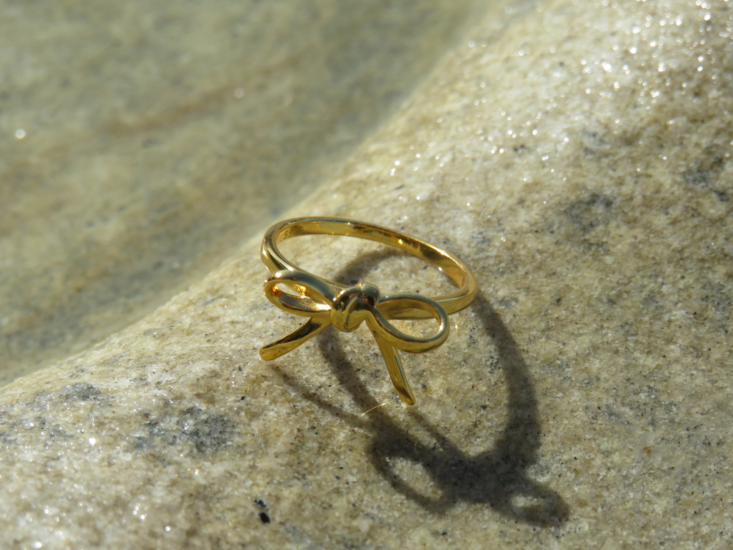 Bow Ring - Gold